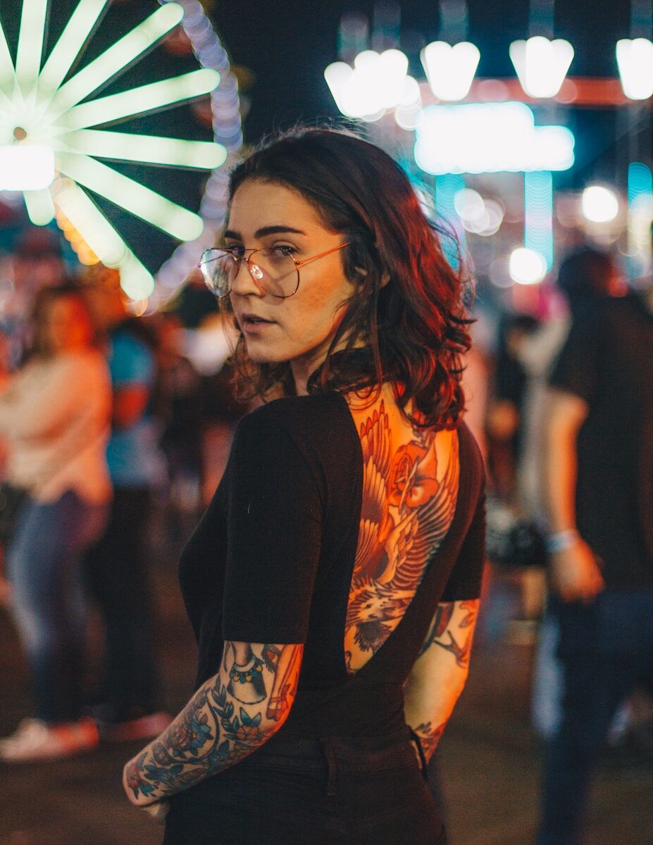 Exemple — Tatoueur·euse